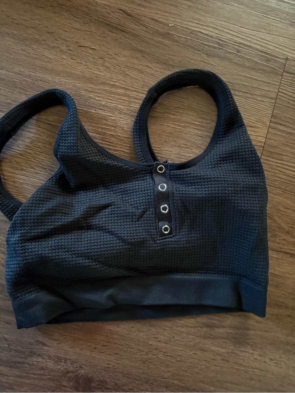 Colsie Black Ribbed Sports Bra with Front Snaps